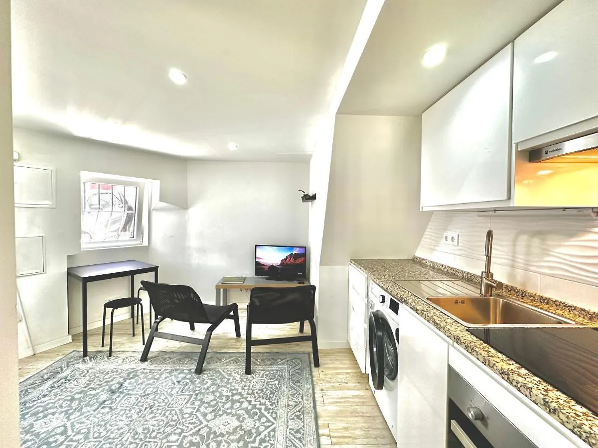 Cozy Tiny House Apartamento Lisboa 0*,  Portugal